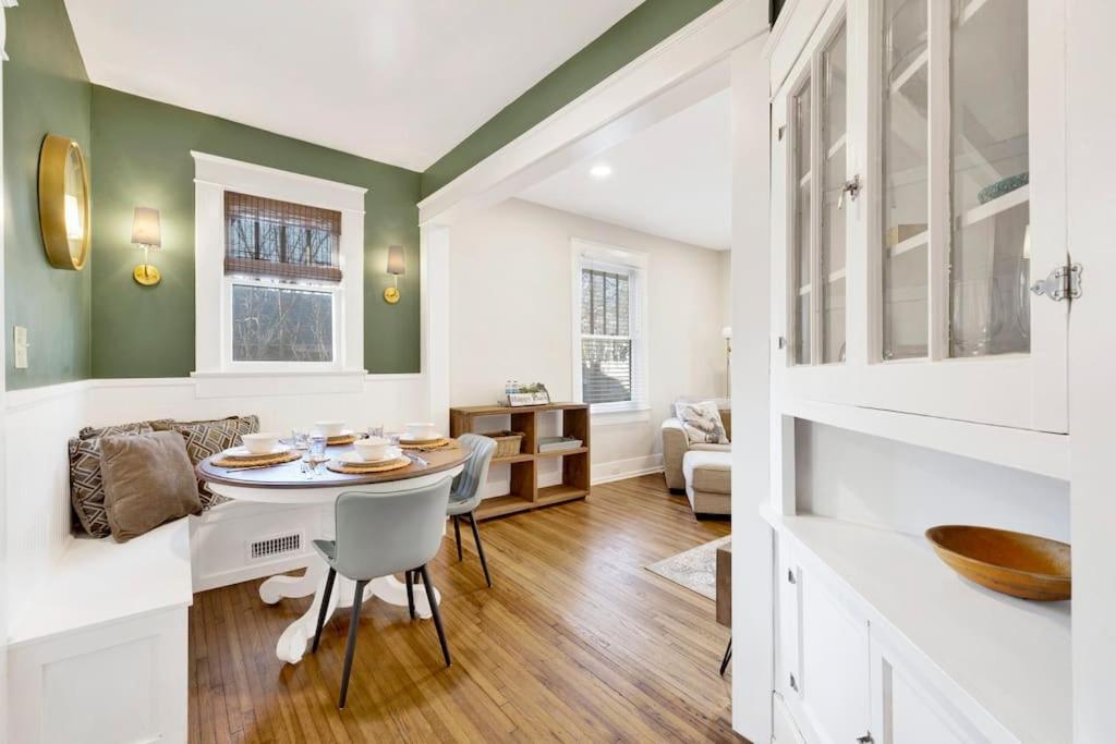 Historic Family Getaway Mins From Downtown Villa Birmingham Exterior photo